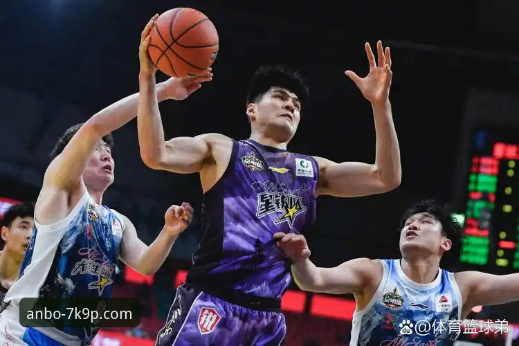陈国豪对阵北控全面解析：回避条款升级背后的CBA规则与赛事影响